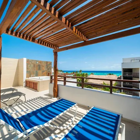 Penthouse Las Nubes - Beachfront - At Casa del Mar