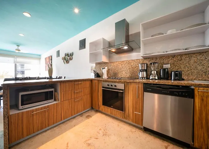 Hébergement de vacances Beachfront Penthouse With 3 Bedrooms & Ocean View - Nubes Playa del Carmen