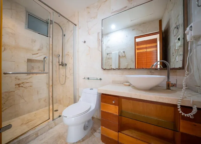 Beachfront Penthouse With 3 Bedrooms & Ocean View - Nubes